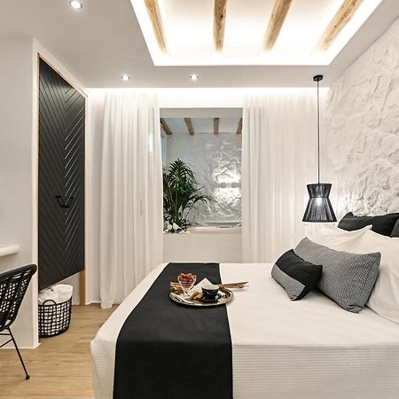 Mythos Luxury Suite Naxos City Exterior foto